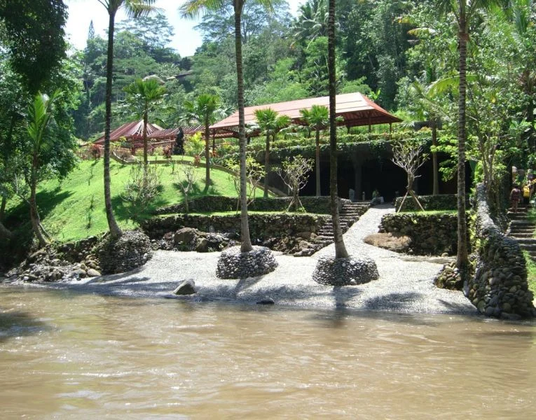 RAFTING W DŻUNGLI NA BALI