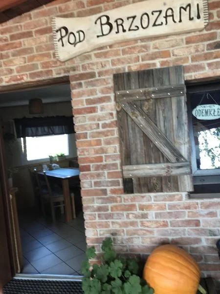 „POD BRZOZAMI” – kameralnie i pysznie nad Jeziorem Wdzydzkim